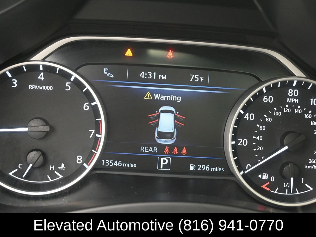 Used 2024 Nissan Murano Platinum w/ Cargo Package image 8