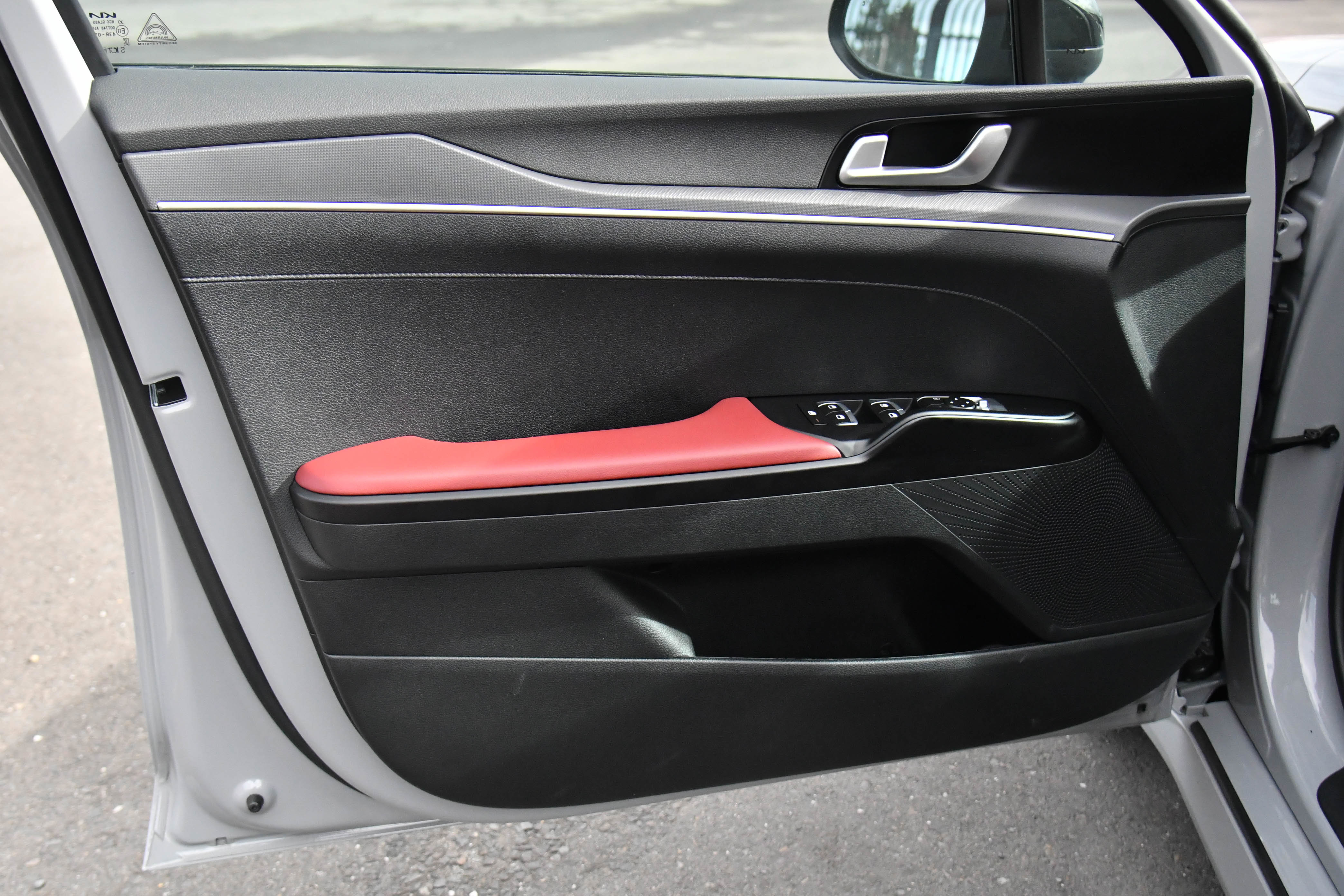 Used 2024 Kia K5 GT-Line w/ GT-Line Premium Package image 14