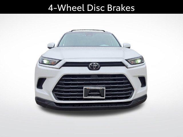 Used 2024 Toyota Grand Highlander AWD image 10