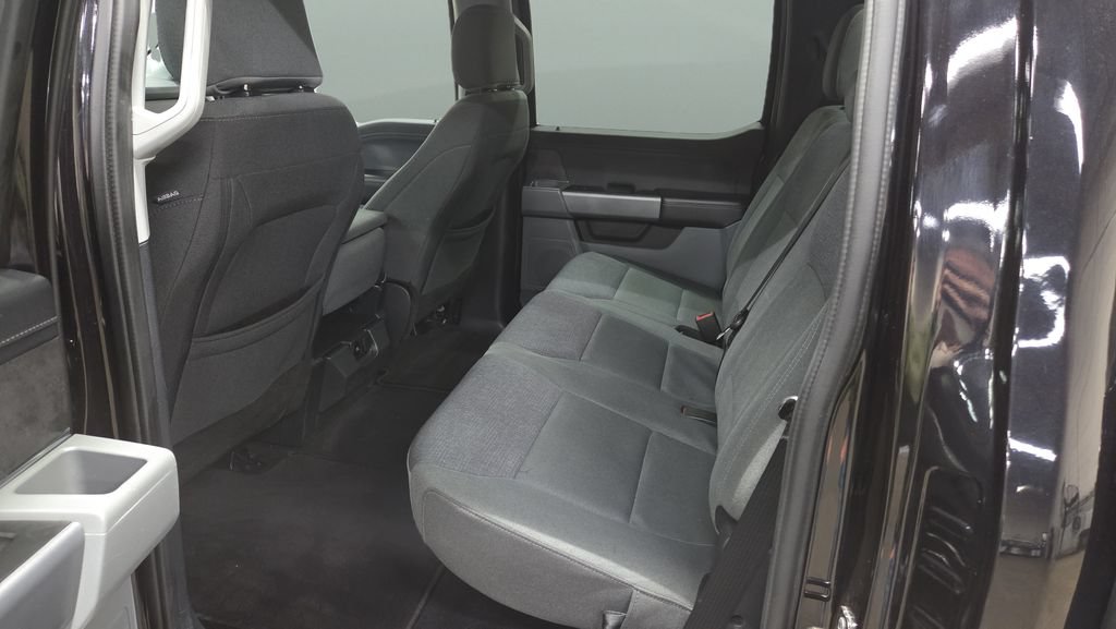 Used 2025 Ford F150 XLT w/ Equipment Group 301A Standard AWD/4WD image 19