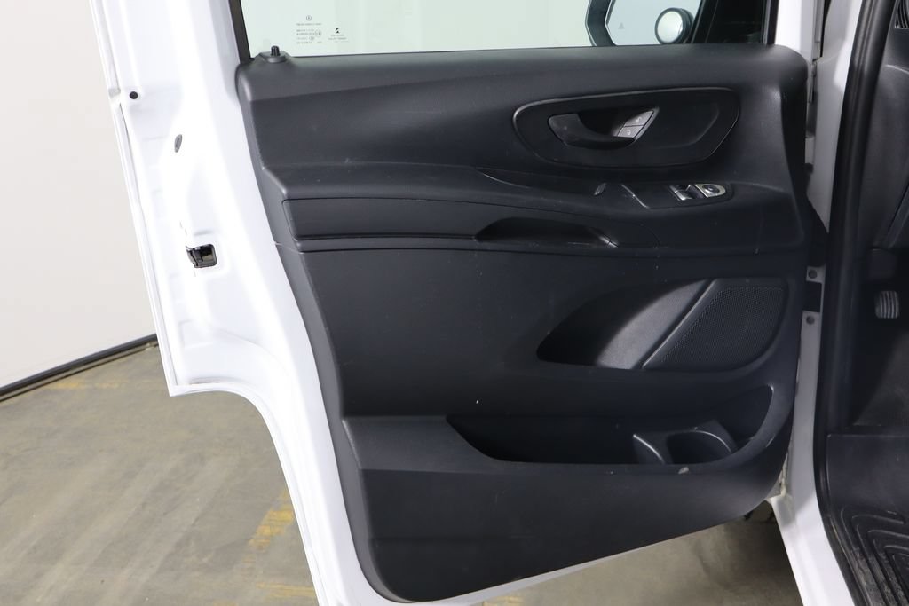 Used 2018 Mercedes-Benz Metris image 11