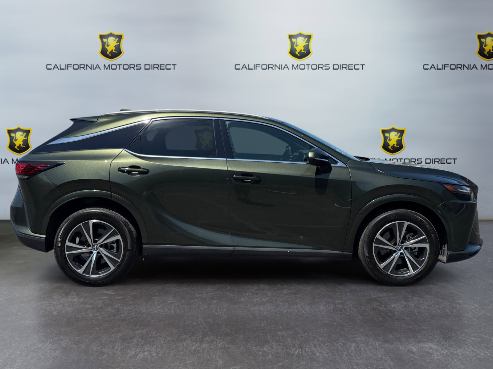 Used 2024 Lexus RX 350 Premium w/ Convenience Package FWD image 6
