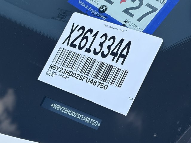 Used 2025 BMW i4 eDrive40 w/ Premium Package RWD image 10