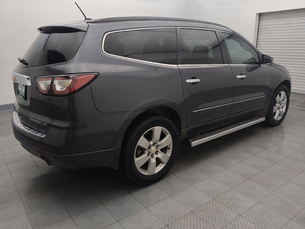 Used 2014 Chevrolet Traverse LTZ FWD image 10