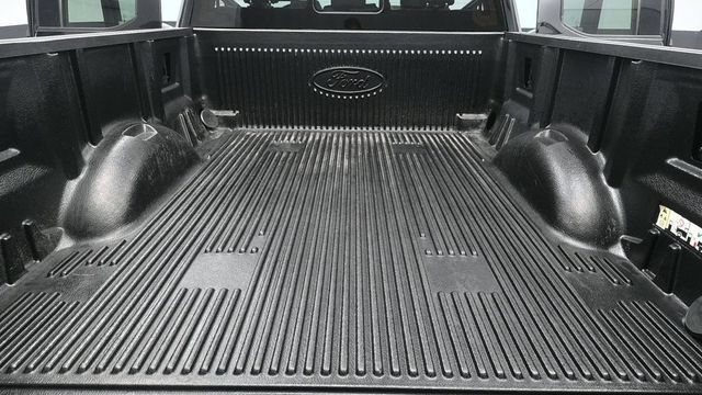 Used 2016 Ford F150 XLT w/ Equipment Group 302A Luxury AWD/4WD image 22