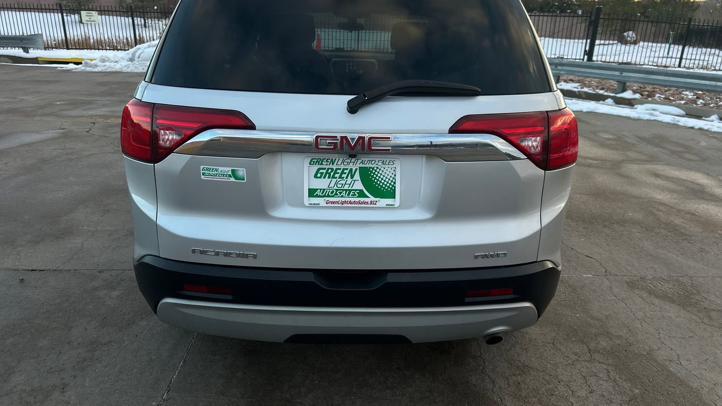 Used 2019 GMC Acadia SLE image 14