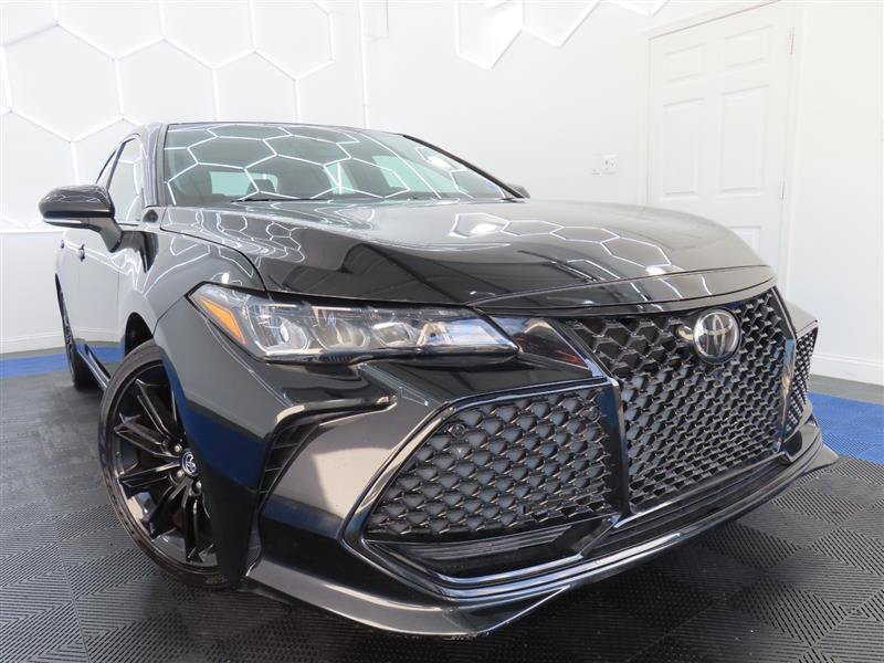 Used 2019 Toyota Avalon XSE w/ All Weather Liner Package FWD image 2