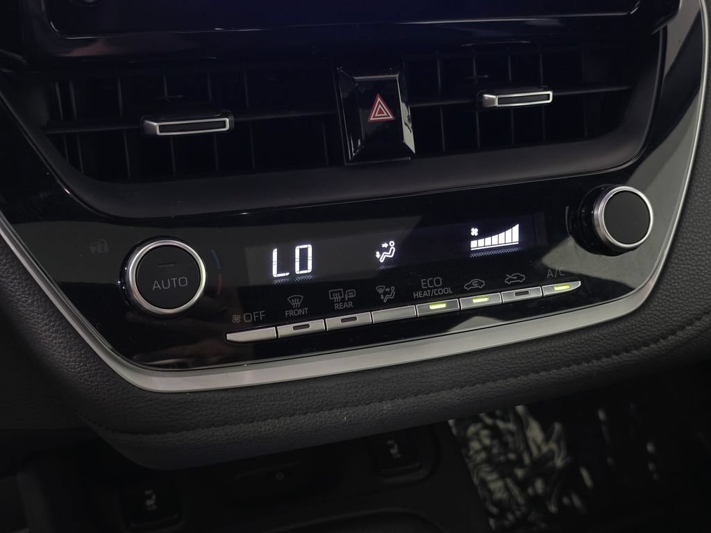 Used 2024 Toyota Corolla XSE FWD image 29