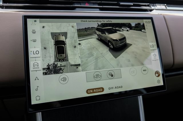 New 2026 Land Rover Range Rover SE AWD/4WD image 30