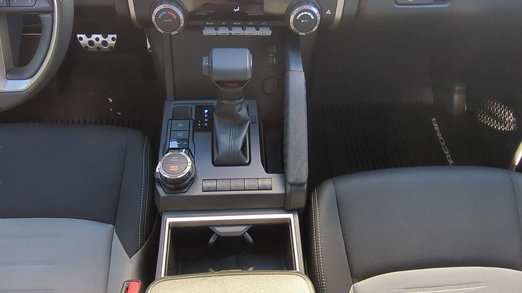 Used 2024 Toyota Tacoma TRD Sport image 15