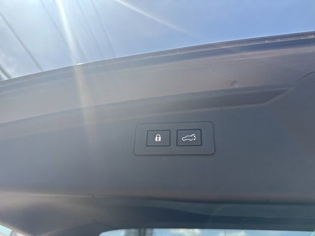 Used 2024 Subaru Outback Touring XT image 9