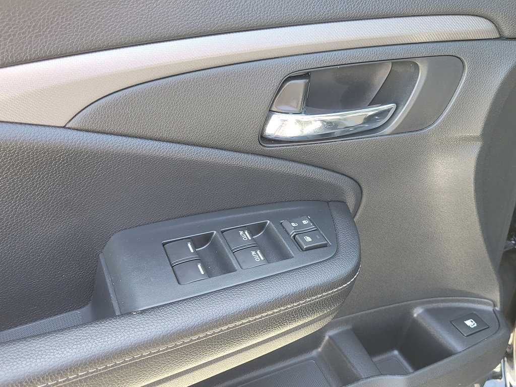 Used 2023 Honda Ridgeline Sport image 19