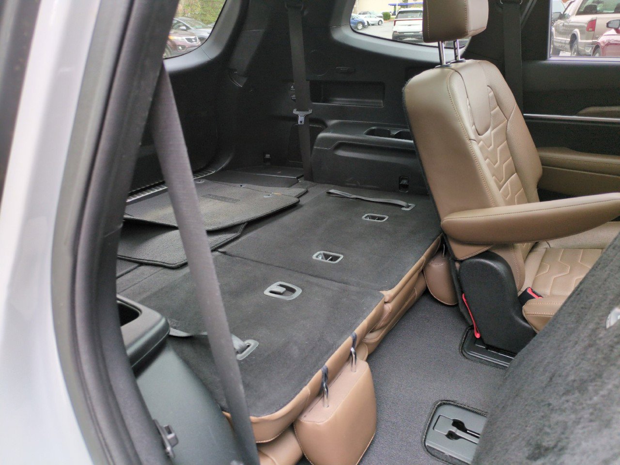 Used 2022 Kia Telluride SX w/ SX Prestige Package image 49