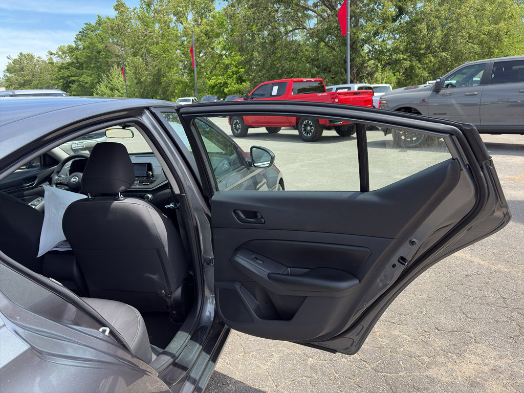 Used 2023 Nissan Altima 2.5 S FWD image 20