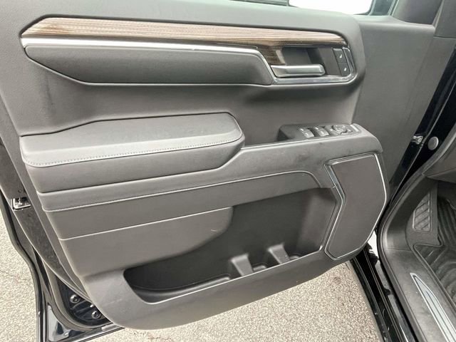 Used 2024 Chevrolet Silverado 1500 LT image 16