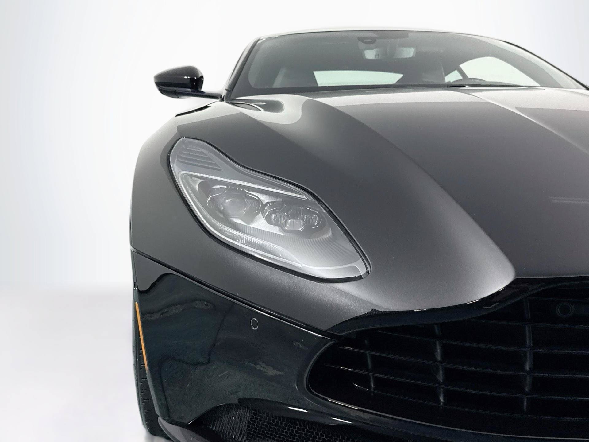 Used 2020 Aston Martin DB11 Coupe RWD image 53