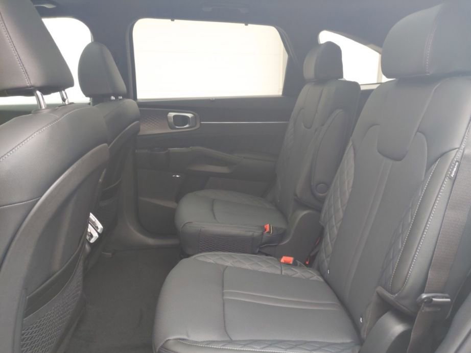 New 2026 Kia Sorento SX Prestige image 18