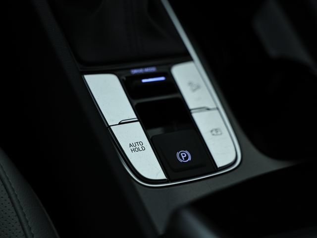 Used 2025 Hyundai Santa Cruz SEL FWD image 38