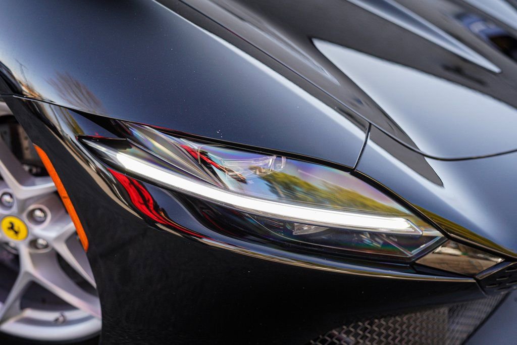 Used 2023 Ferrari Roma image 6
