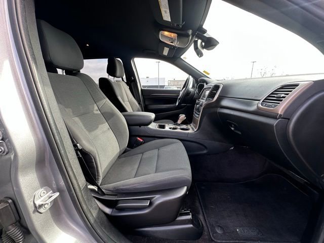 Used 2016 Jeep Grand Cherokee Laredo w/ Quick Order Package 23E image 28