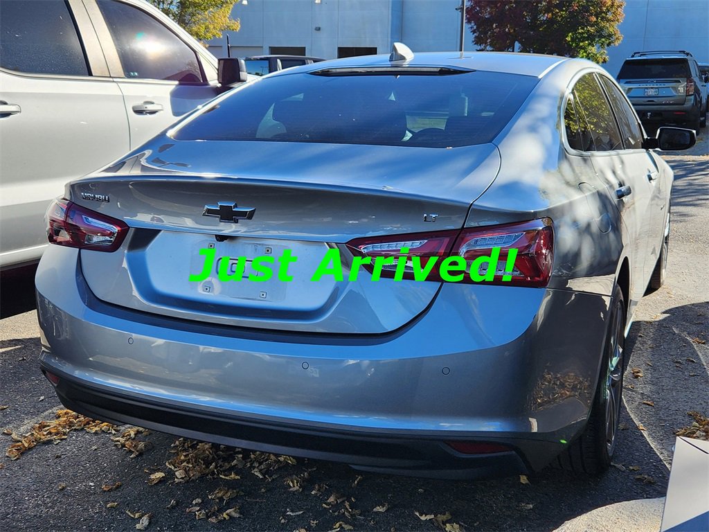 Used 2024 Chevrolet Malibu LT image 3