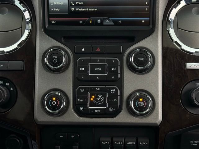 Used 2016 Ford F350 Platinum w/ Platinum Package image 26