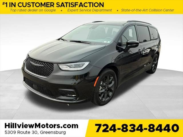 Certified 2024 Chrysler Pacifica Limited w/ S Appearance Package