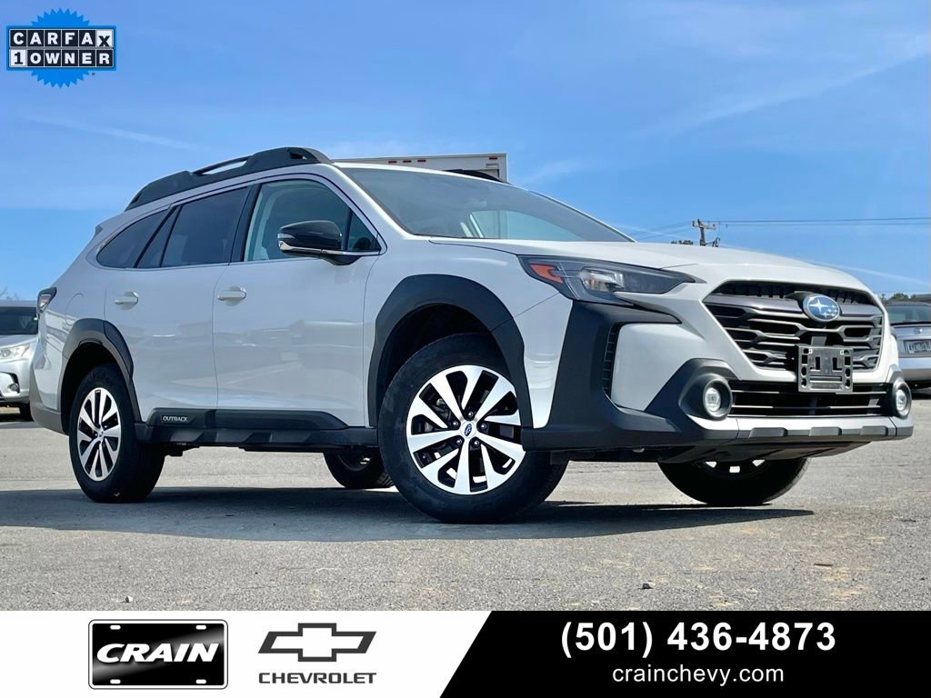 Used 2025 Subaru Outback Premium image 1