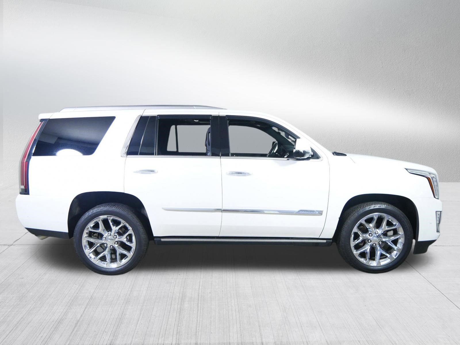 Certified 2018 Cadillac Escalade Platinum AWD/4WD image 8