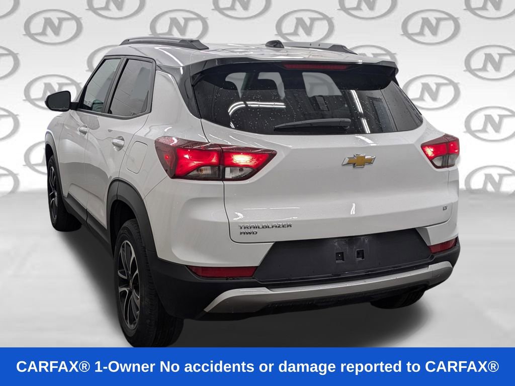 Used 2025 Chevrolet TrailBlazer LT AWD/4WD image 15