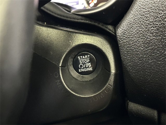 Used 2022 Jeep Renegade Latitude w/ Sun/Sound Group image 17