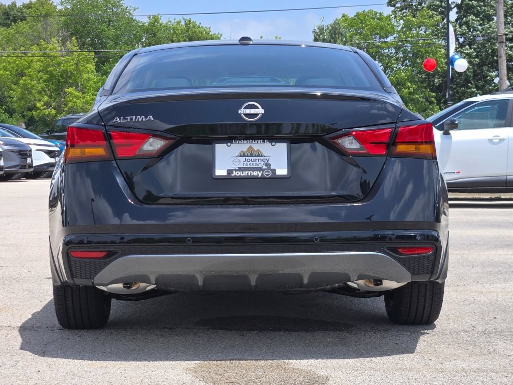 New 2026 Nissan Altima 2.5 SV FWD image 14