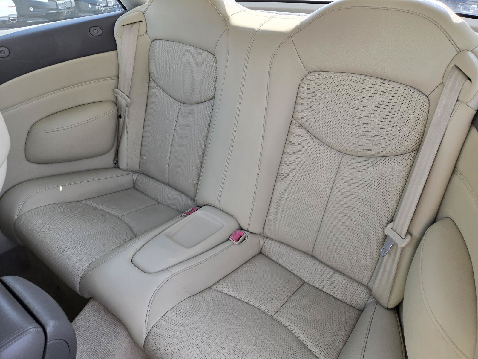 Used 2011 INFINITI G37 Convertible w/ Premium Pkg RWD image 25