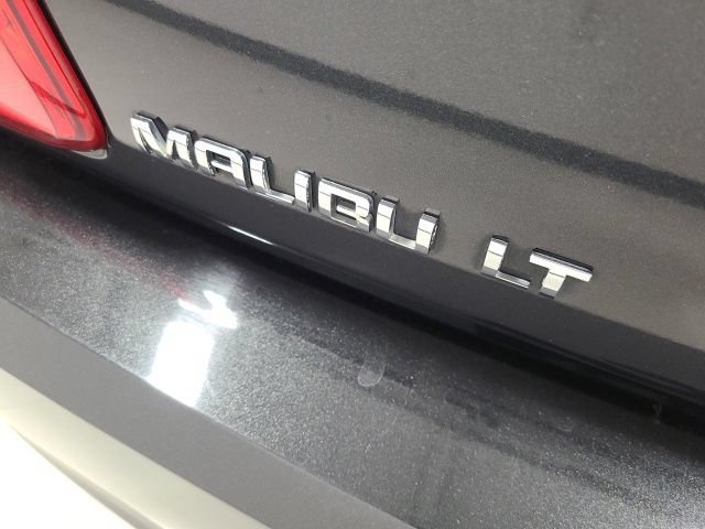 Used 2010 Chevrolet Malibu LT w/ HFV6 Engine Package FWD image 8