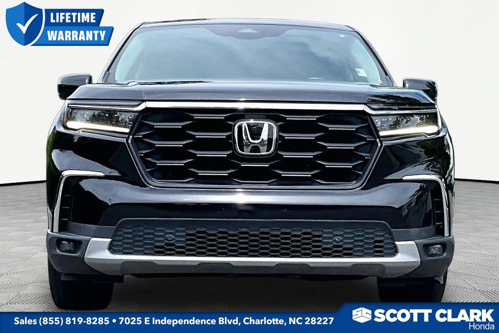 Used 2025 Honda Pilot EX-L image 2