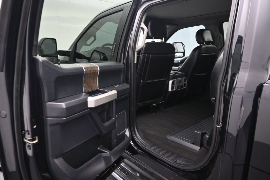 Used 2021 Ford F350 Lariat w/ Lariat Ultimate Package AWD/4WD image 13