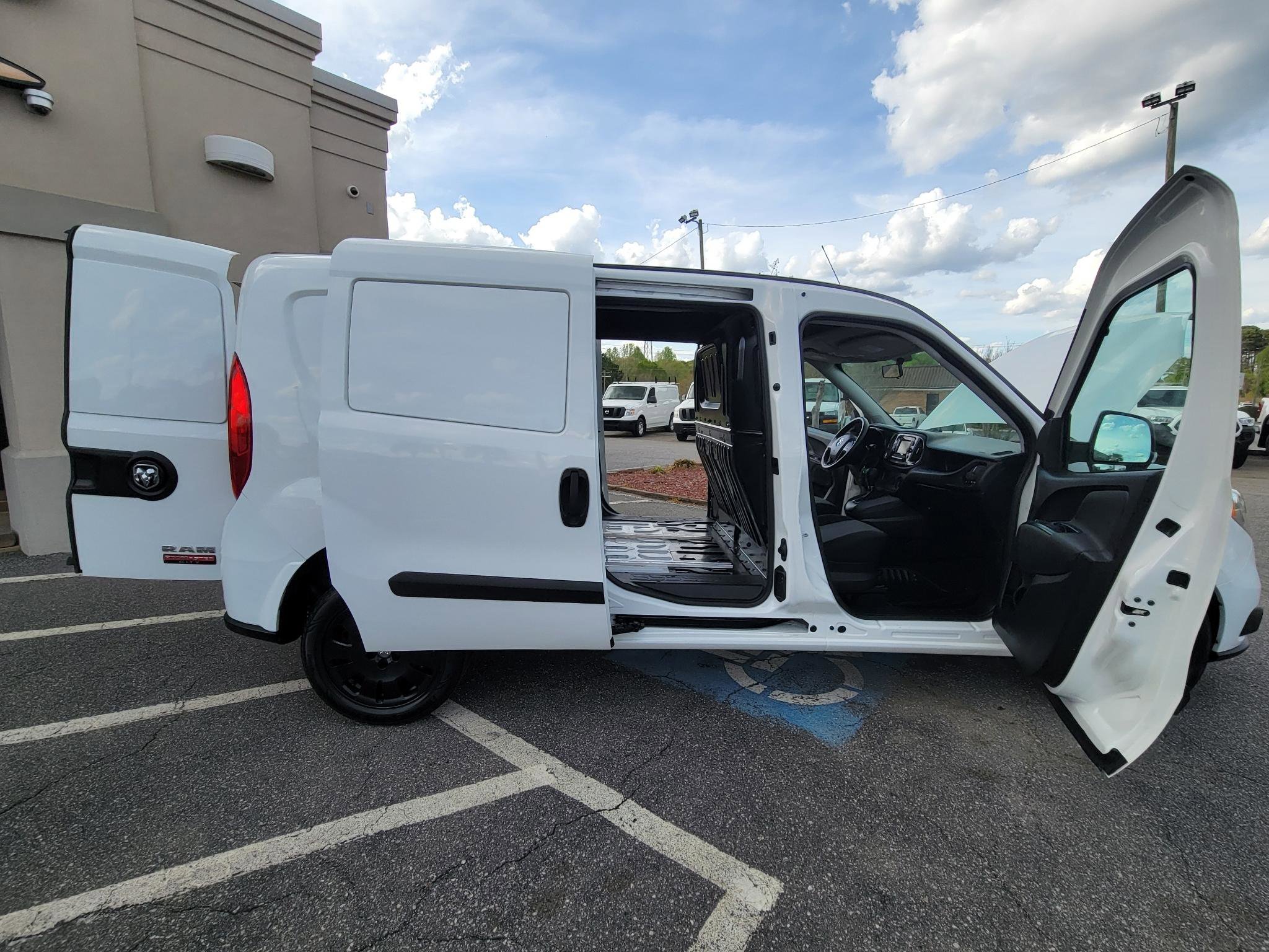 Used 2018 RAM ProMaster City Tradesman SLT FWD image 16