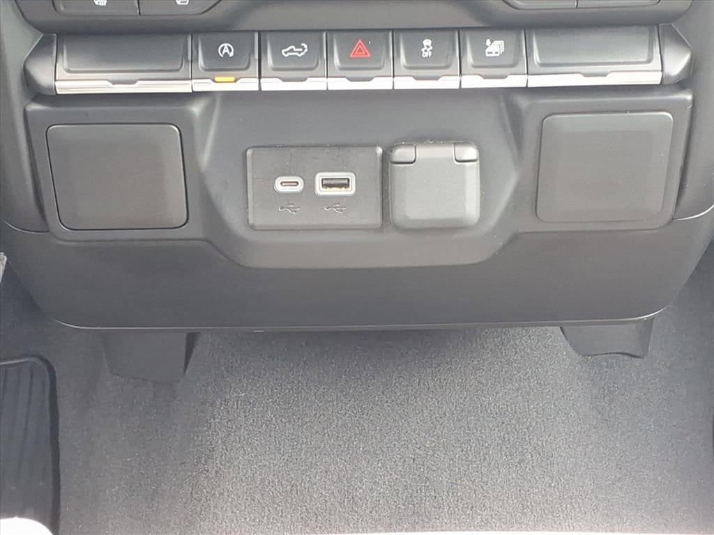 Used 2022 Chevrolet Silverado 1500 LT RWD image 28