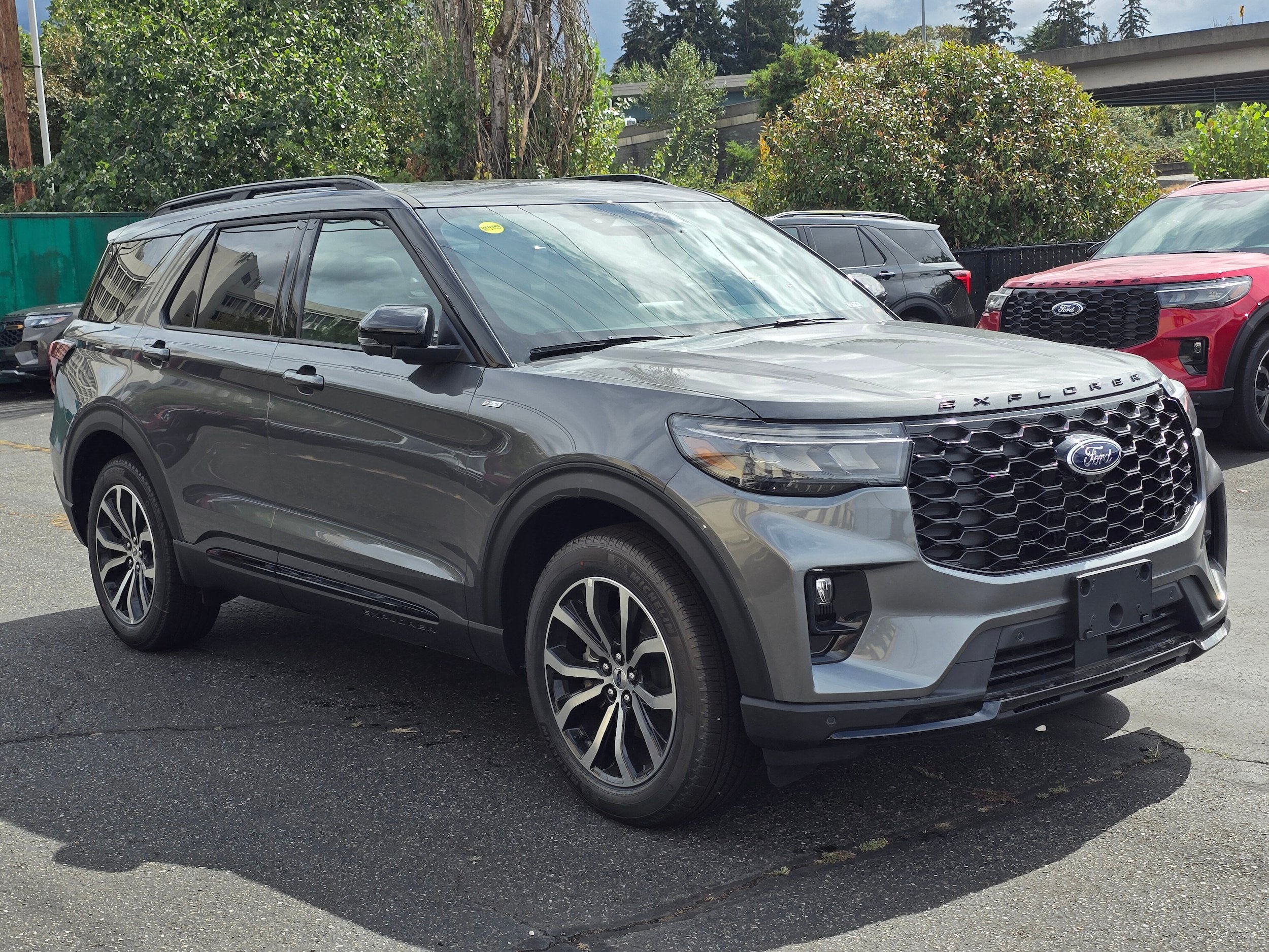 New 2026 Ford Explorer ST-Line AWD/4WD image 3