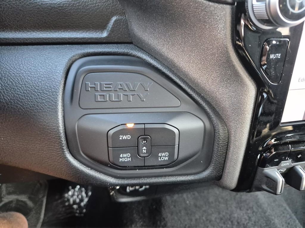 New 2026 RAM 3500 Tradesman AWD/4WD image 18