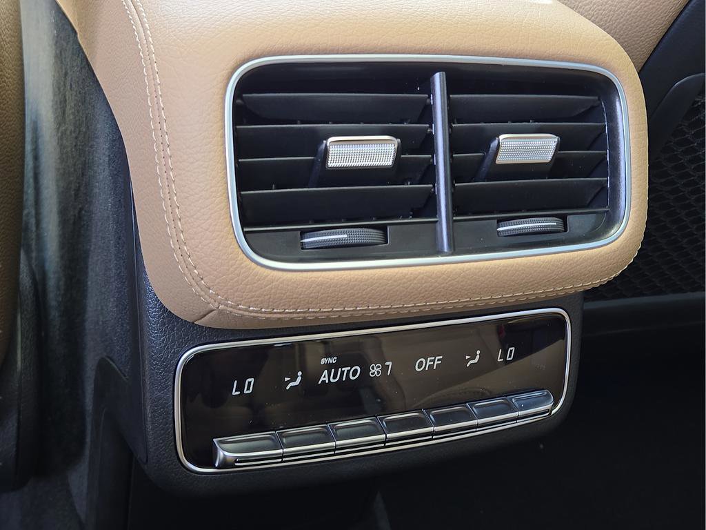 New 2026 Mercedes-Benz GLS 450 4MATIC image 11