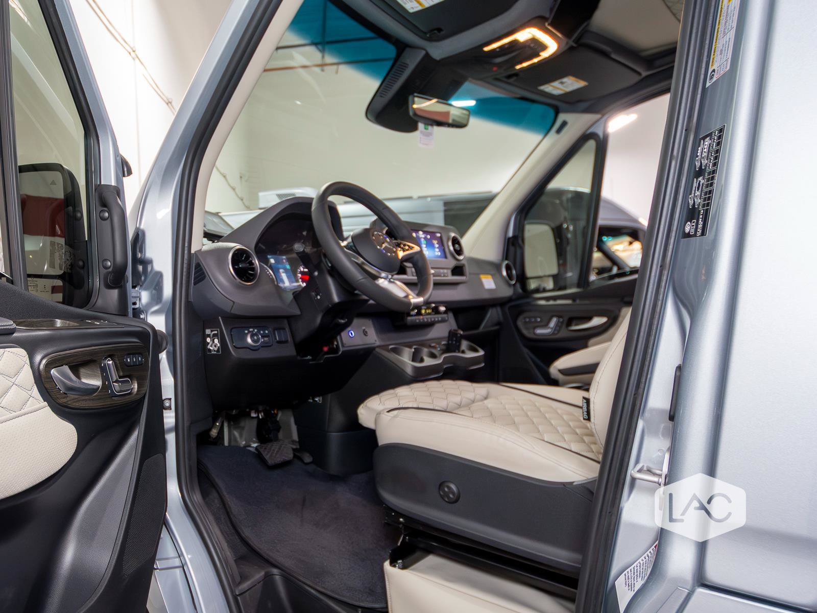 Used 2026 Mercedes-Benz Sprinter 3500 image 13