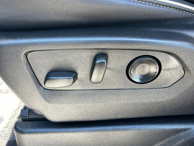 Used 2024 Chevrolet Tahoe Premier w/ Premium Package image 19