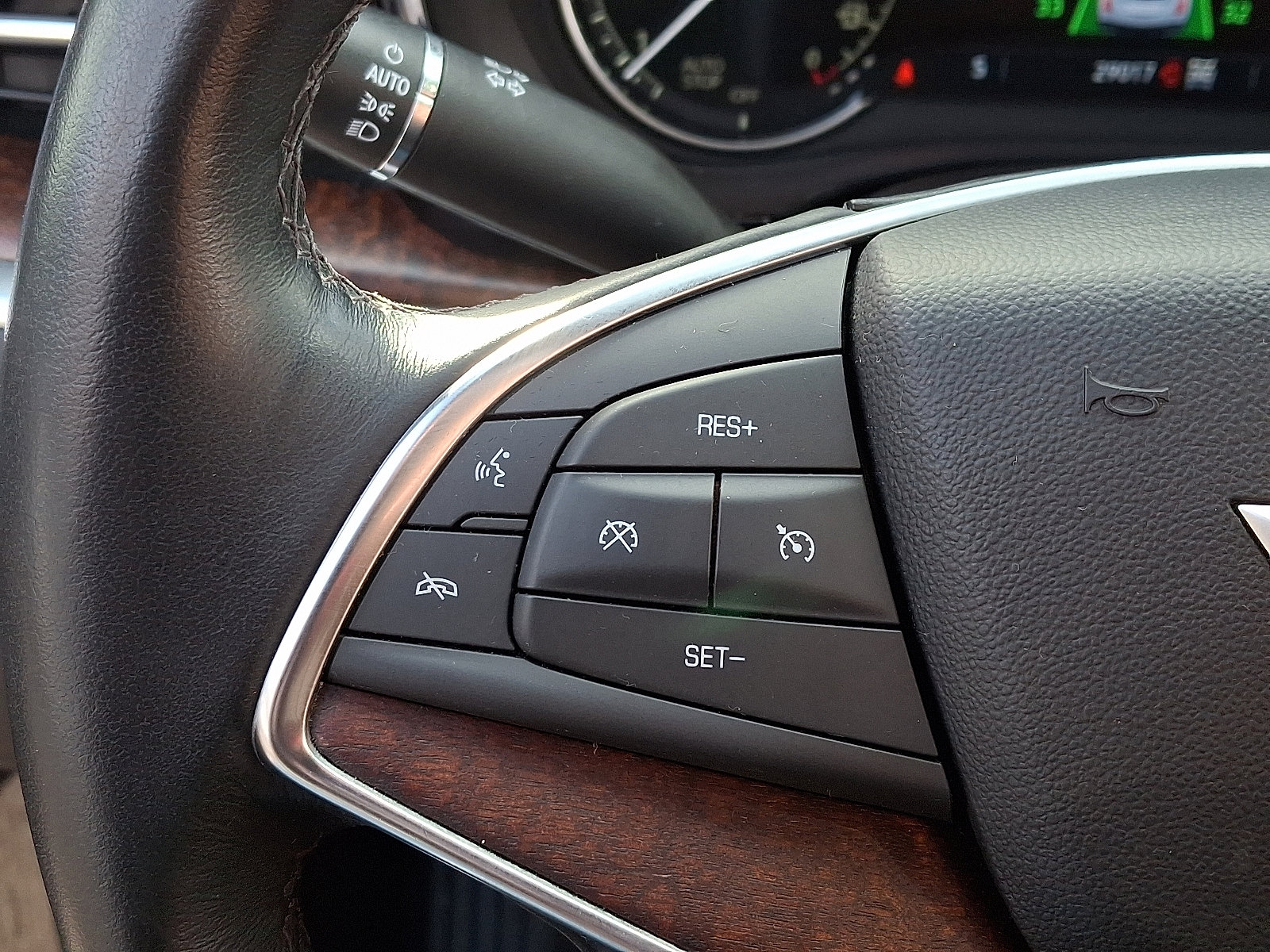 Certified 2023 Cadillac XT5 Premium Luxury image 29