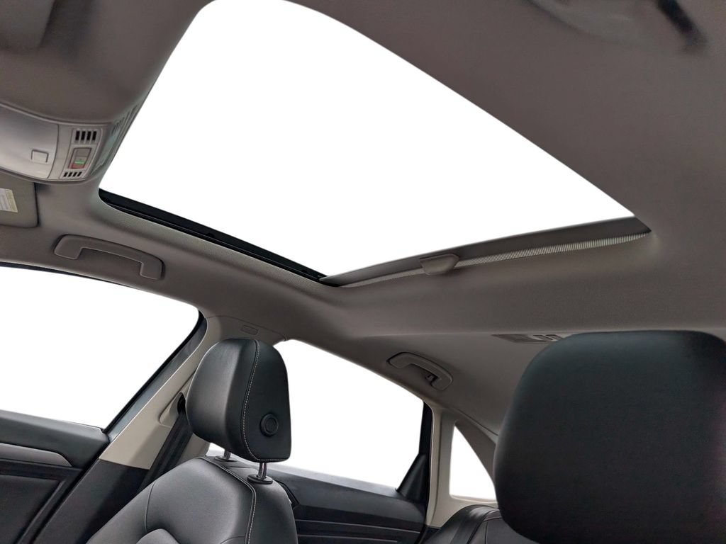 Used 2022 Volkswagen Jetta SE FWD image 20
