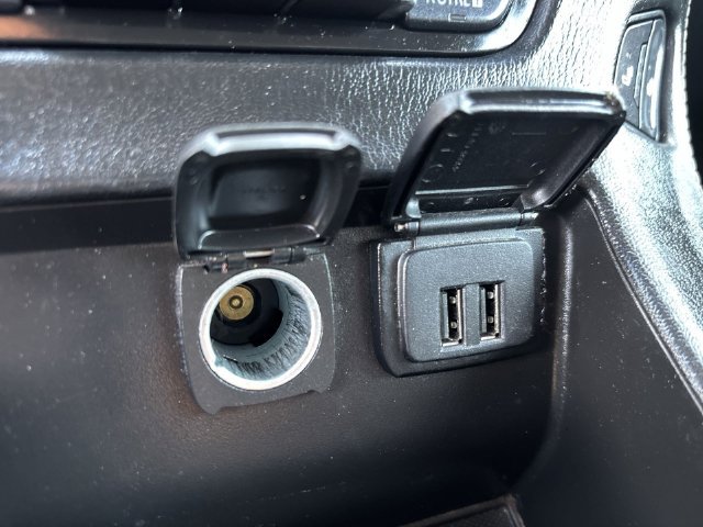 Used 2015 Chevrolet Suburban LT AWD/4WD image 30