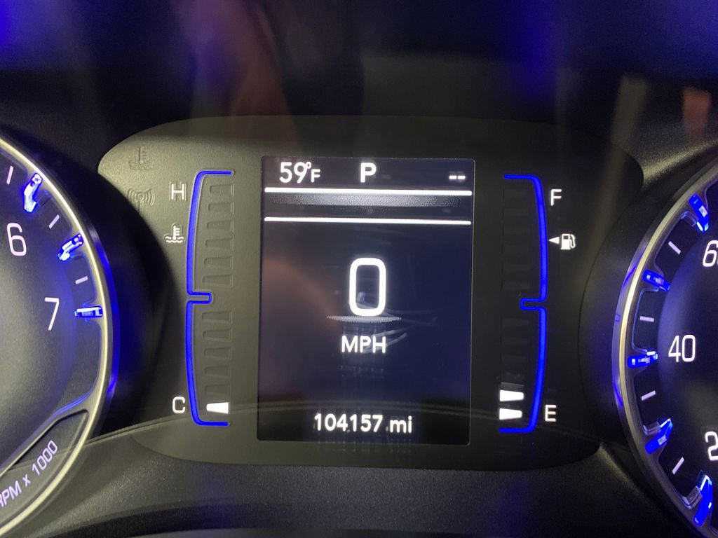 Used 2020 Chrysler Pacifica Touring-L FWD image 30