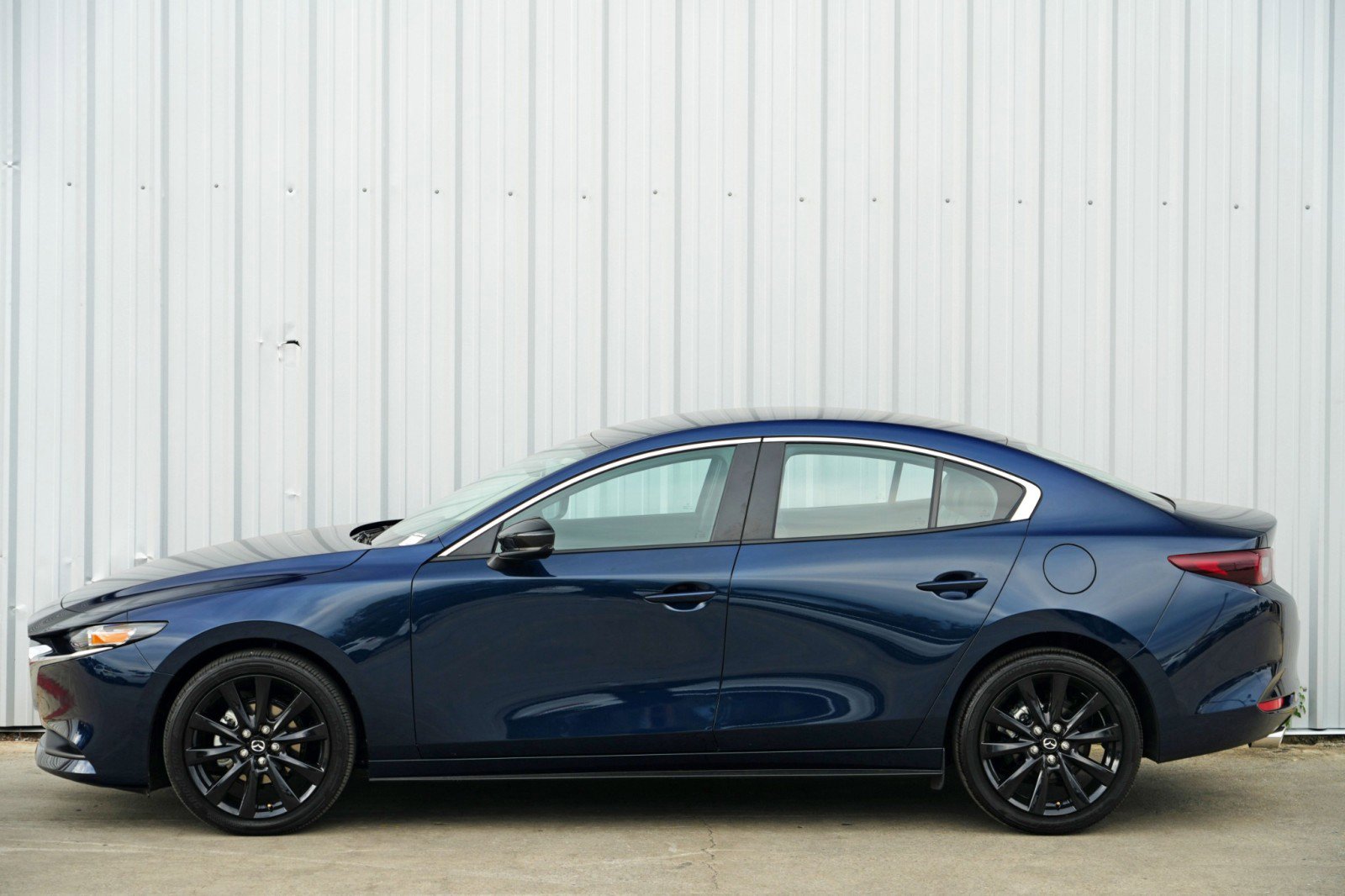 Used 2025 MAZDA MAZDA3 s image 44