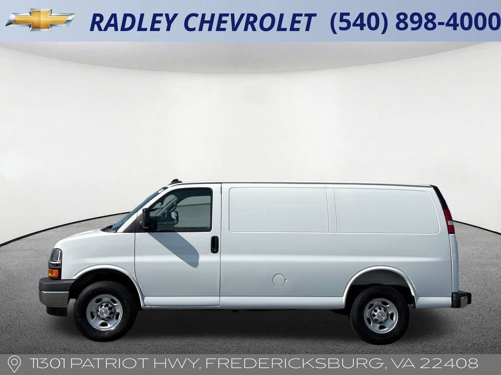 Certified 2025 Chevrolet Express 2500 w/ Driver Convenience Package RWD image 12