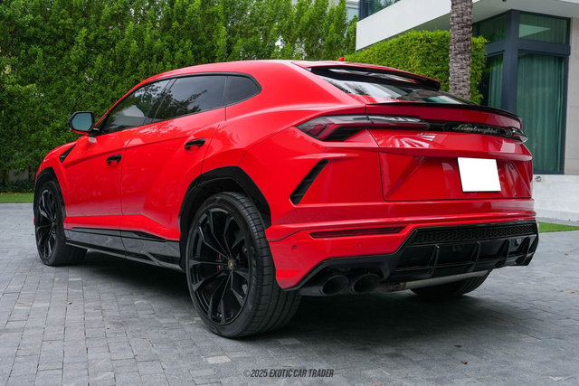 Used 2019 Lamborghini Urus image 6